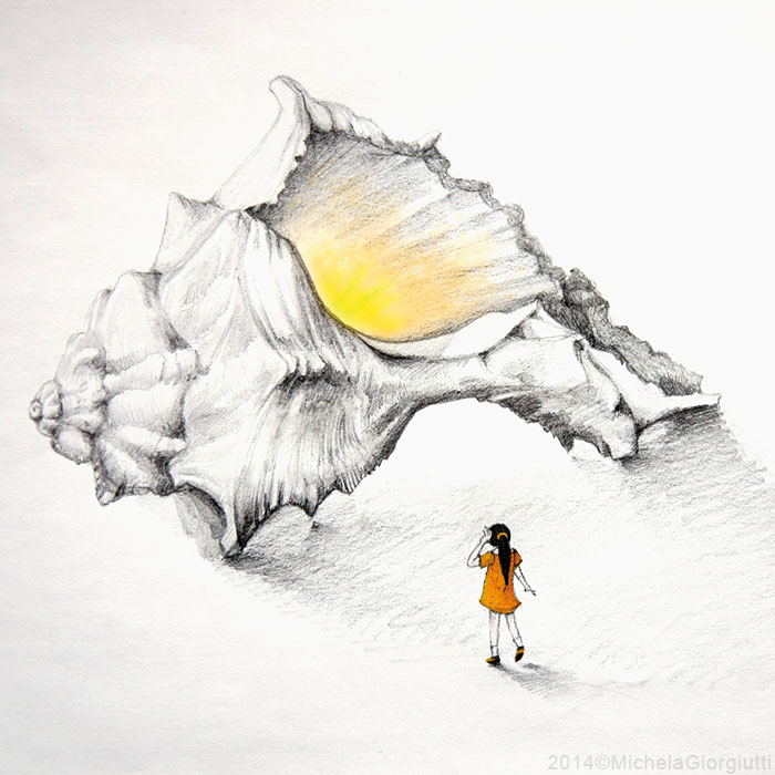 Una bambina si avvicina ad una conchiglia enorme illuminata internamente