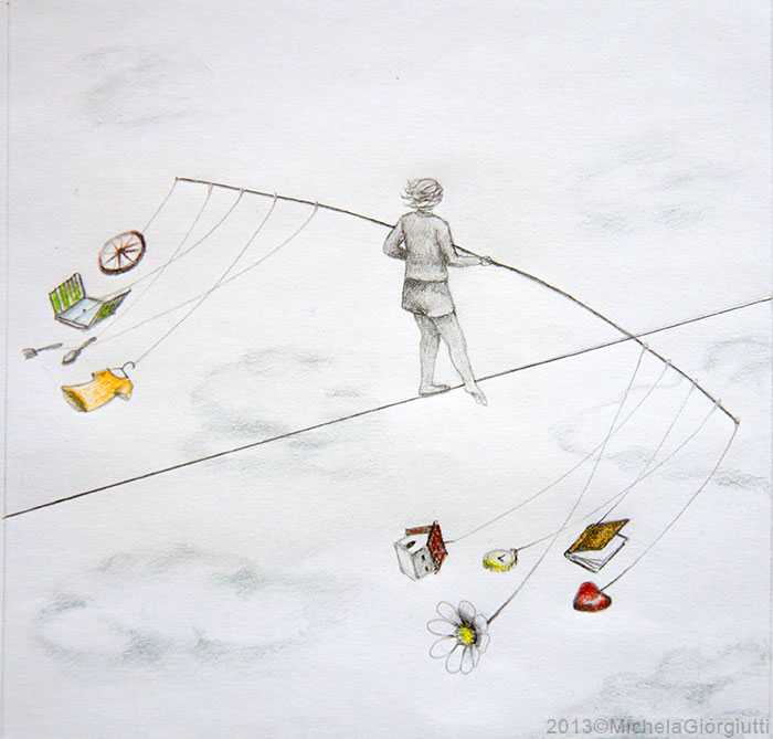 Un funambolo ha un'asta da cui pendono vari oggetti