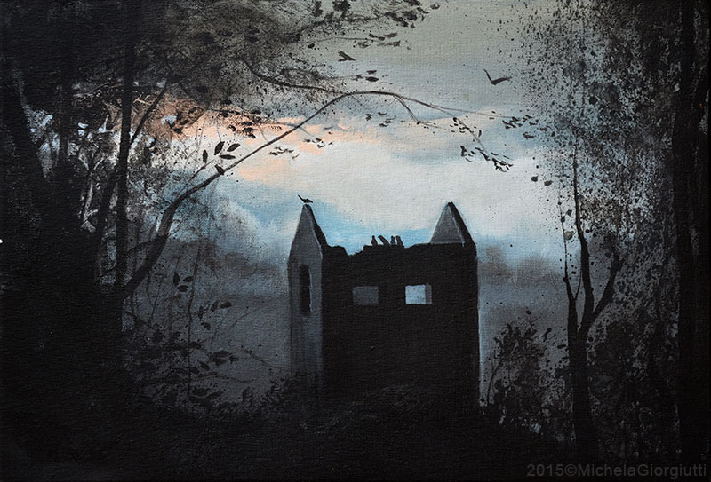 Corvi appollaiati su rovina nel bosco nero al tramonto