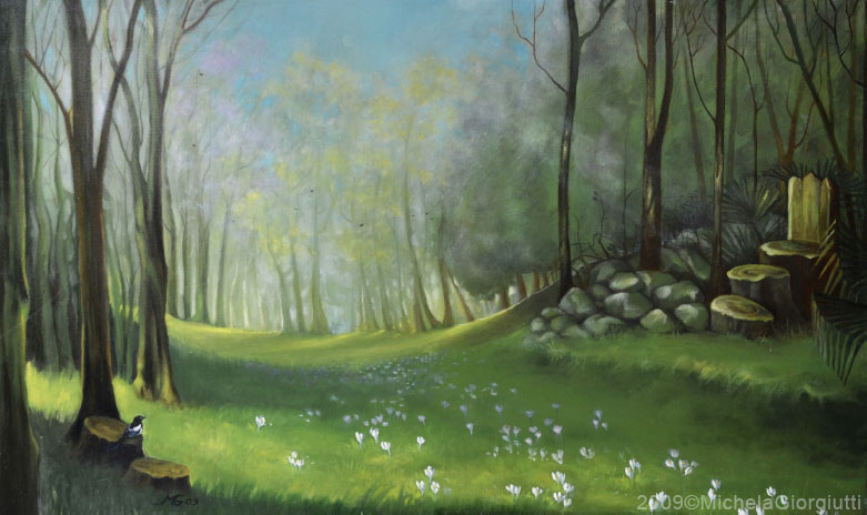 Sedia di legno lungo un sentiero fiorito